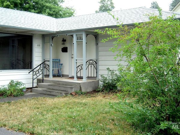 115 N Lincoln, Moscow, ID 83843