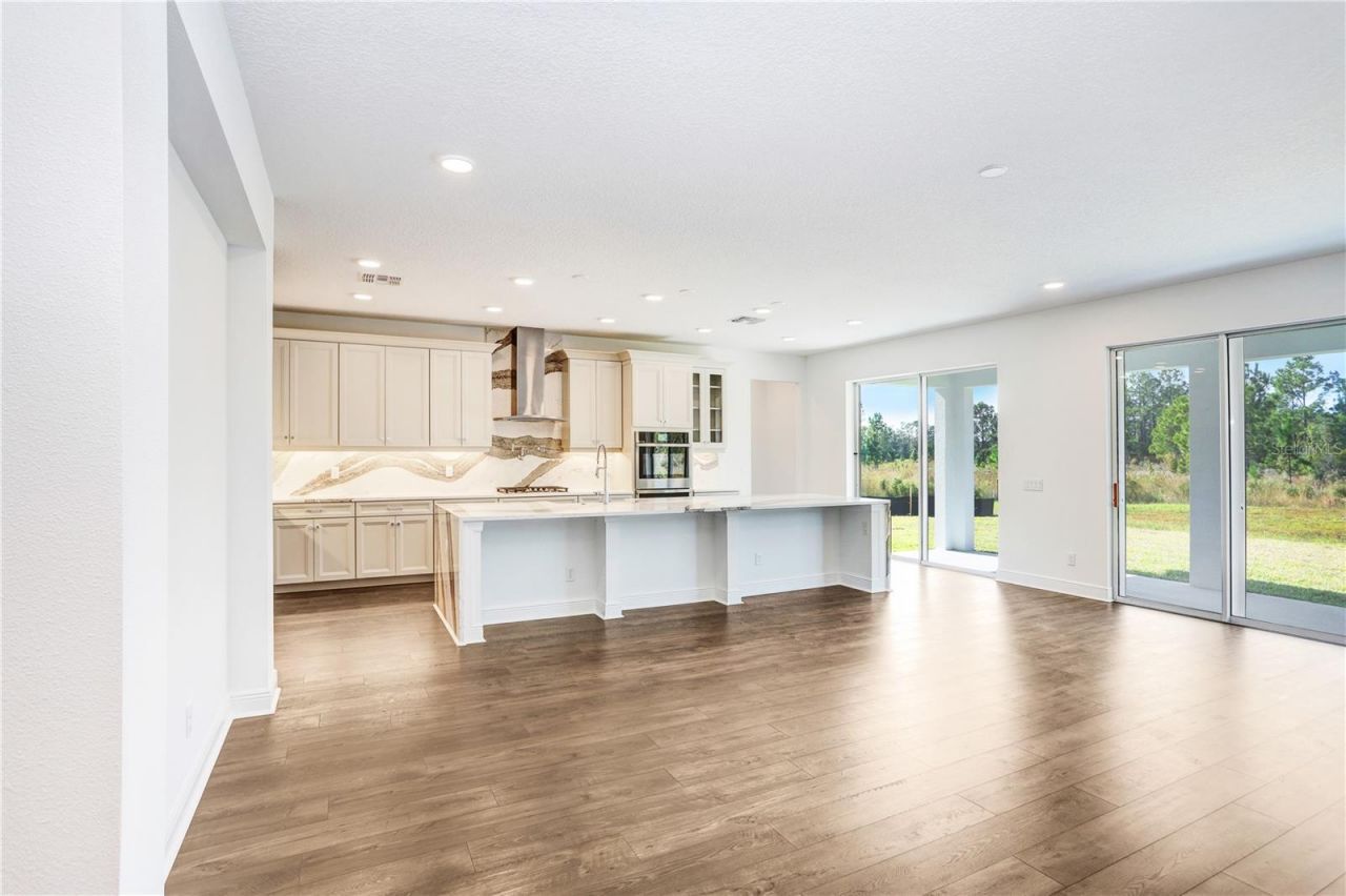 1971 Drummond Point, Zephyrhills, FL 33541 Photo