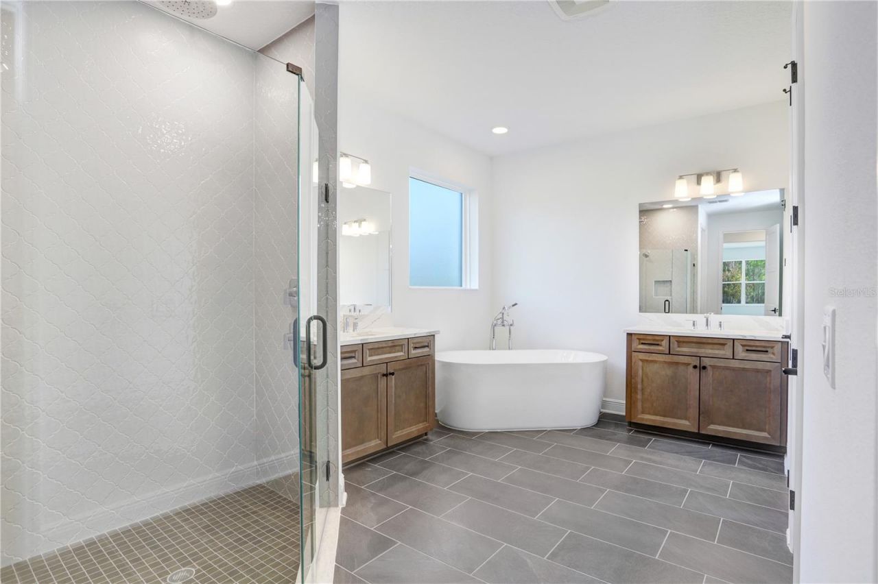 1971 Drummond Point, Zephyrhills, FL 33541 Photo