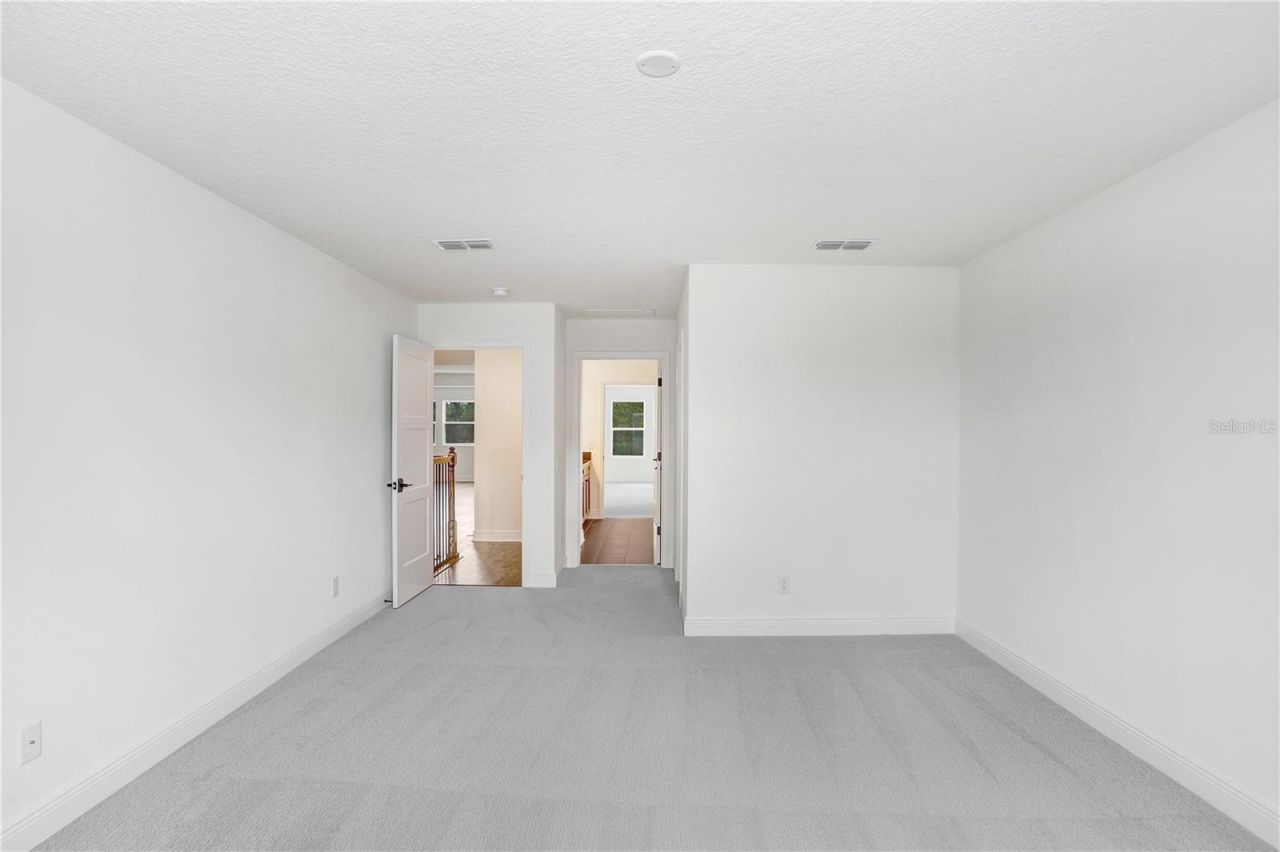 1971 Drummond Point, Zephyrhills, FL 33541 Photo