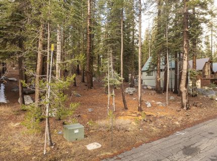 6303 Tamarack Way, Soda Springs, CA 95728 Photo