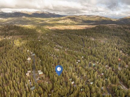 6303 Tamarack Way, Soda Springs, CA 95728 Photo