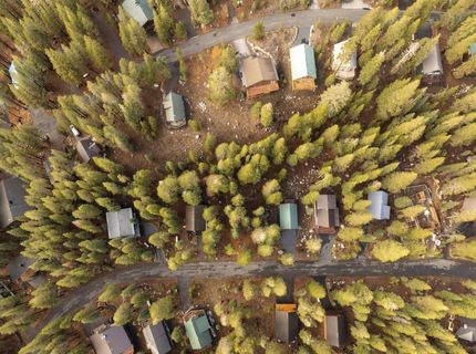 6303 Tamarack Way, Soda Springs, CA 95728 Photo