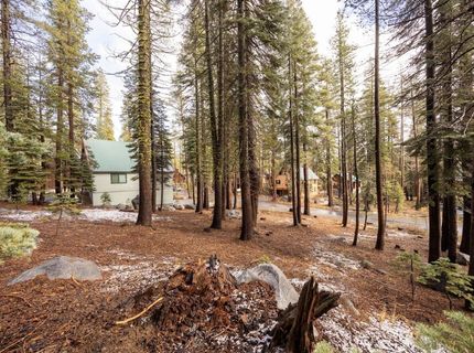 6303 Tamarack Way, Soda Springs, CA 95728 Photo