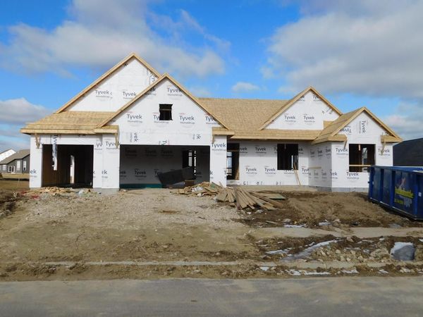 792 N Sparrow WAY, Grafton, WI 53024