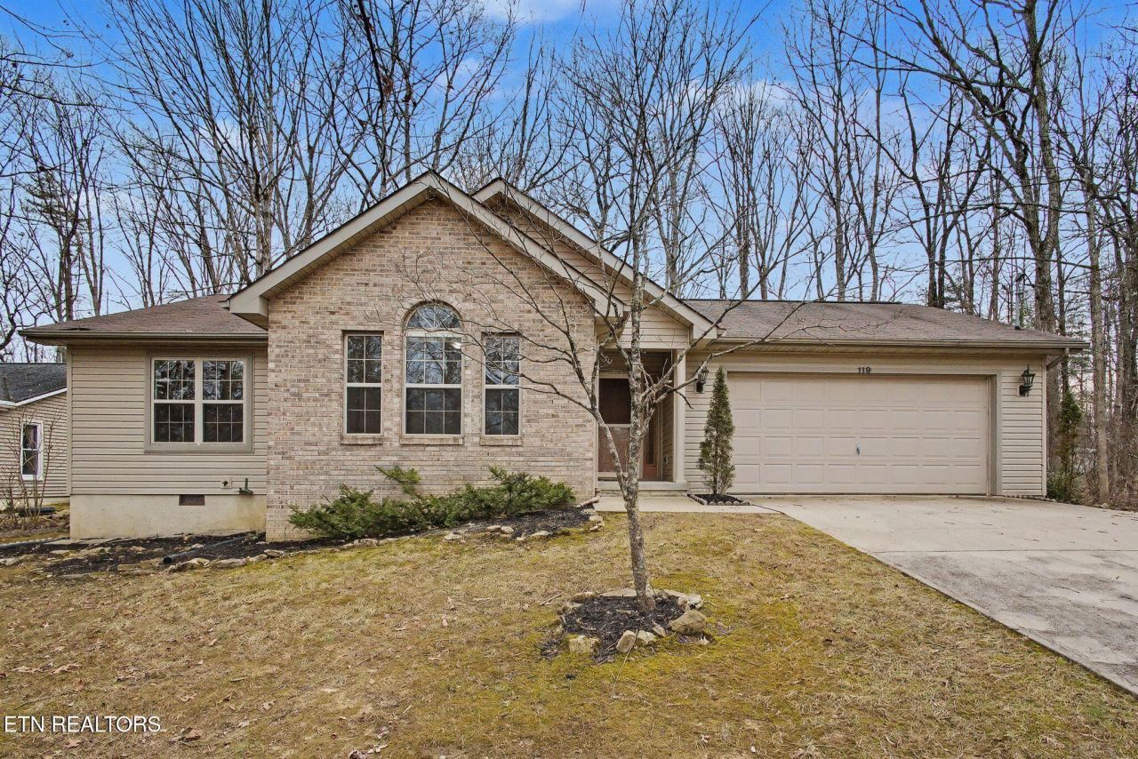 119 Anglewood Drive, Crossville, TN 38558 Main Photo