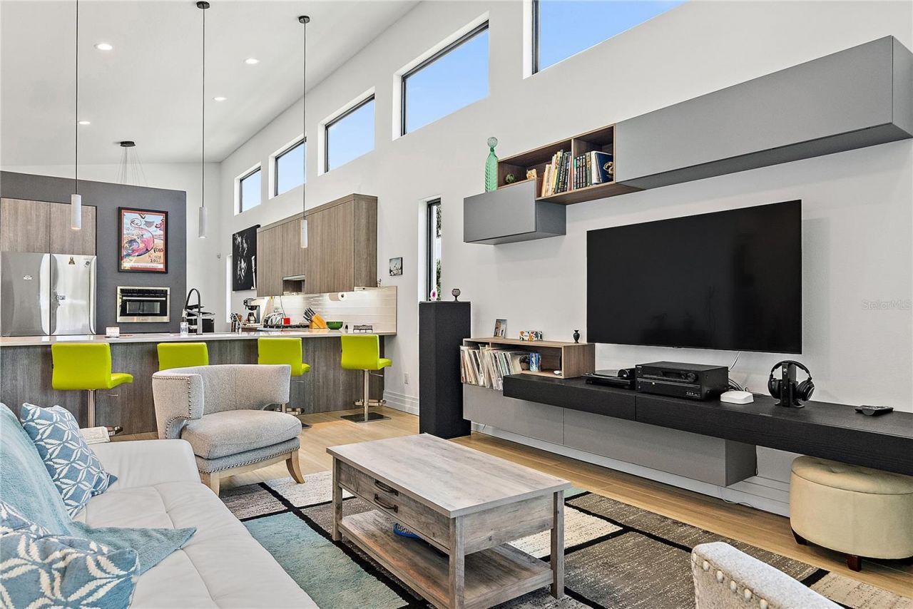 2500 4th Avenue S, Saint Petersburg, FL 33712 Photo