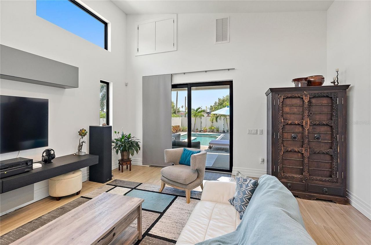 2500 4th Avenue S, Saint Petersburg, FL 33712 Photo