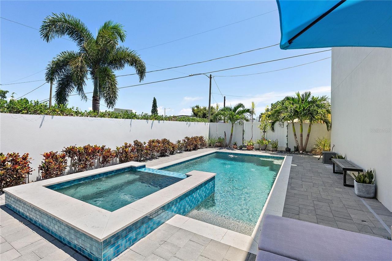 2500 4th Avenue S, Saint Petersburg, FL 33712 Photo