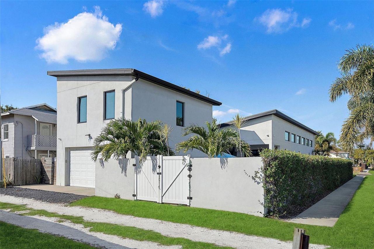 2500 4th Avenue S, Saint Petersburg, FL 33712 Photo