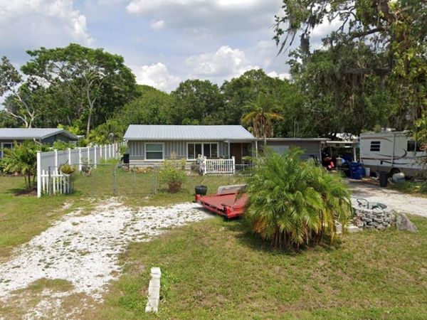 1013 CRONLEY PLACE, SARASOTA, FL 34237