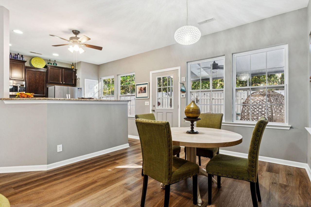 1652 Saint Johns Parrish Way Photo 14