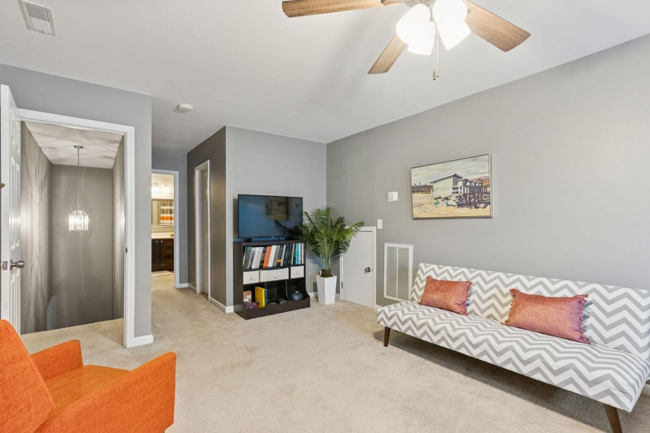 1652 Saint Johns Parrish Way Photo 33