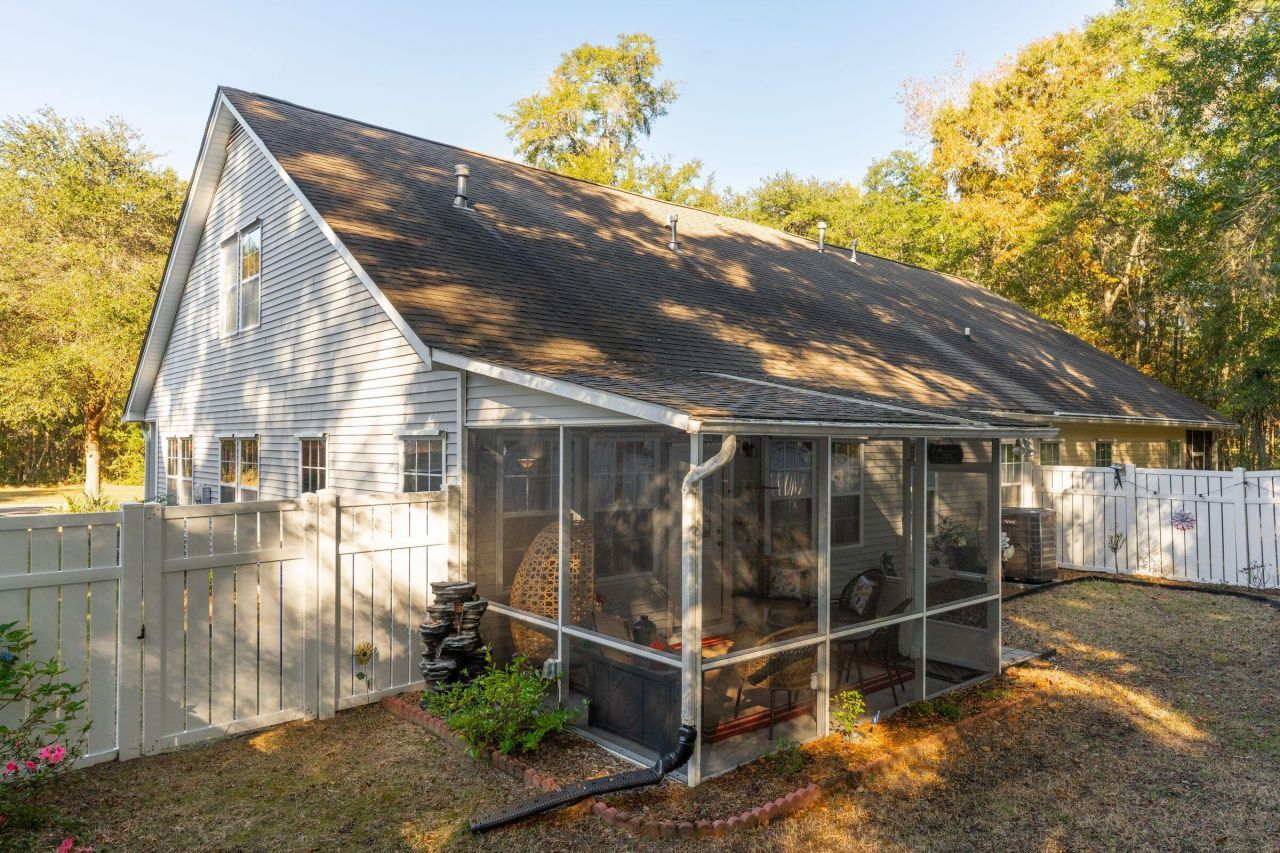 1652 Saint Johns Parrish Way Photo 37