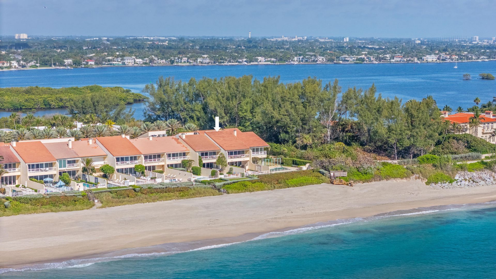 2 Sloans Curve Drive, Palm Beach, FL 33480 Photo