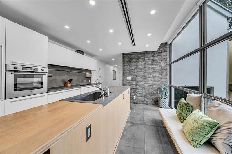 1511 NE 4th Place, Fort Lauderdale, FL 33301 Photo