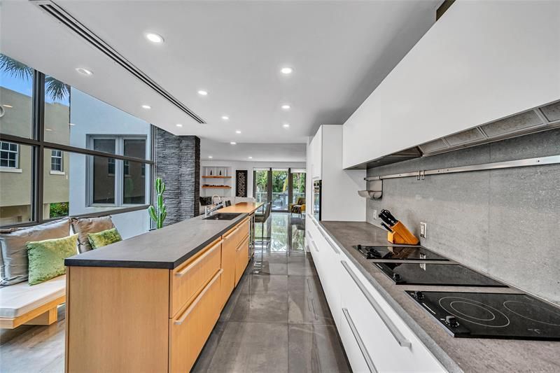 1511 NE 4th Place, Fort Lauderdale, FL 33301 Photo