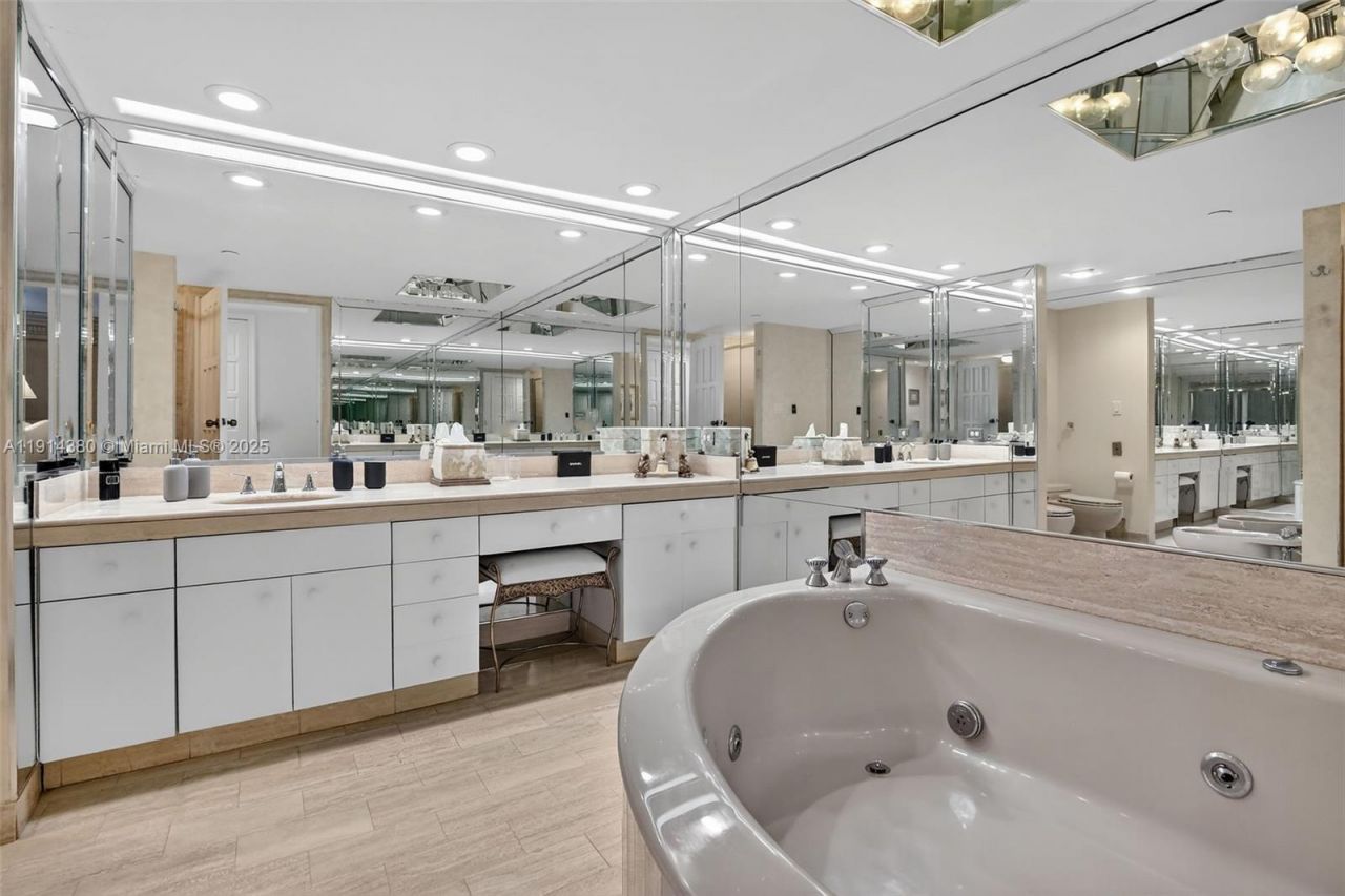 19667 Turnberry Way, Unit 5J, Aventura, FL 33180 Photo