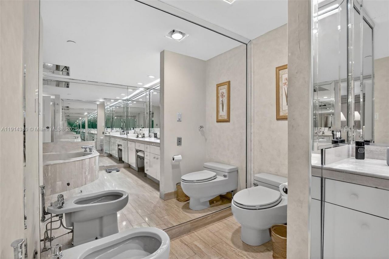 19667 Turnberry Way, Unit 5J, Aventura, FL 33180 Photo