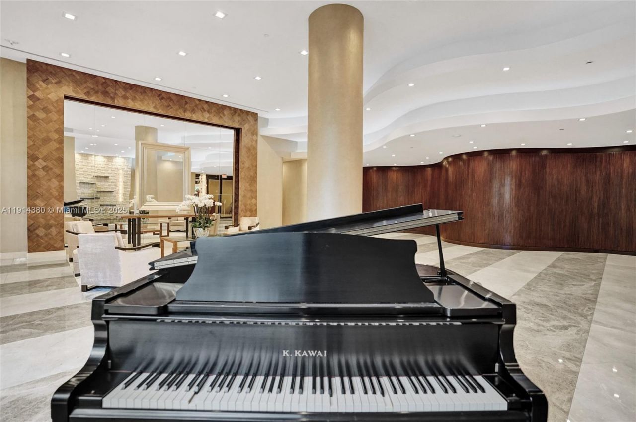 19667 Turnberry Way, Unit 5J, Aventura, FL 33180 Photo