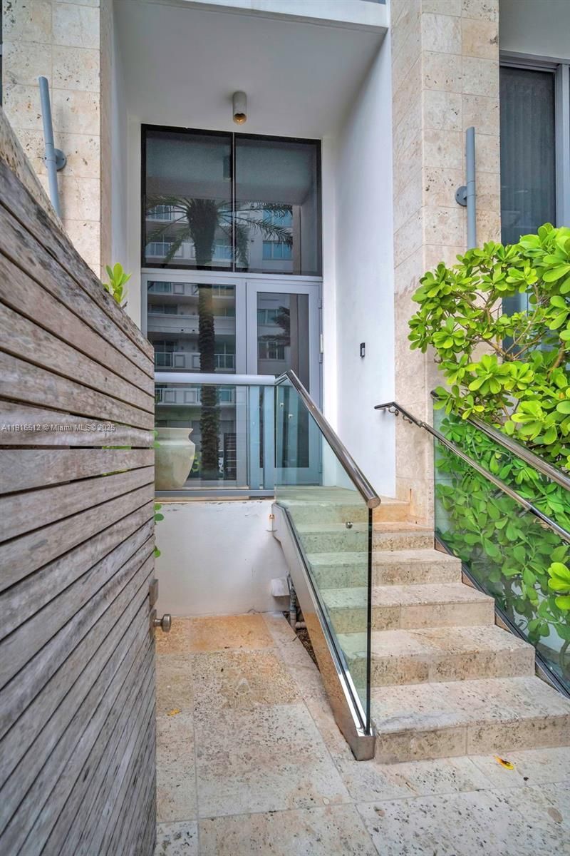 9501 Collins Ave, Unit 1, Surfside, FL 33154 Photo