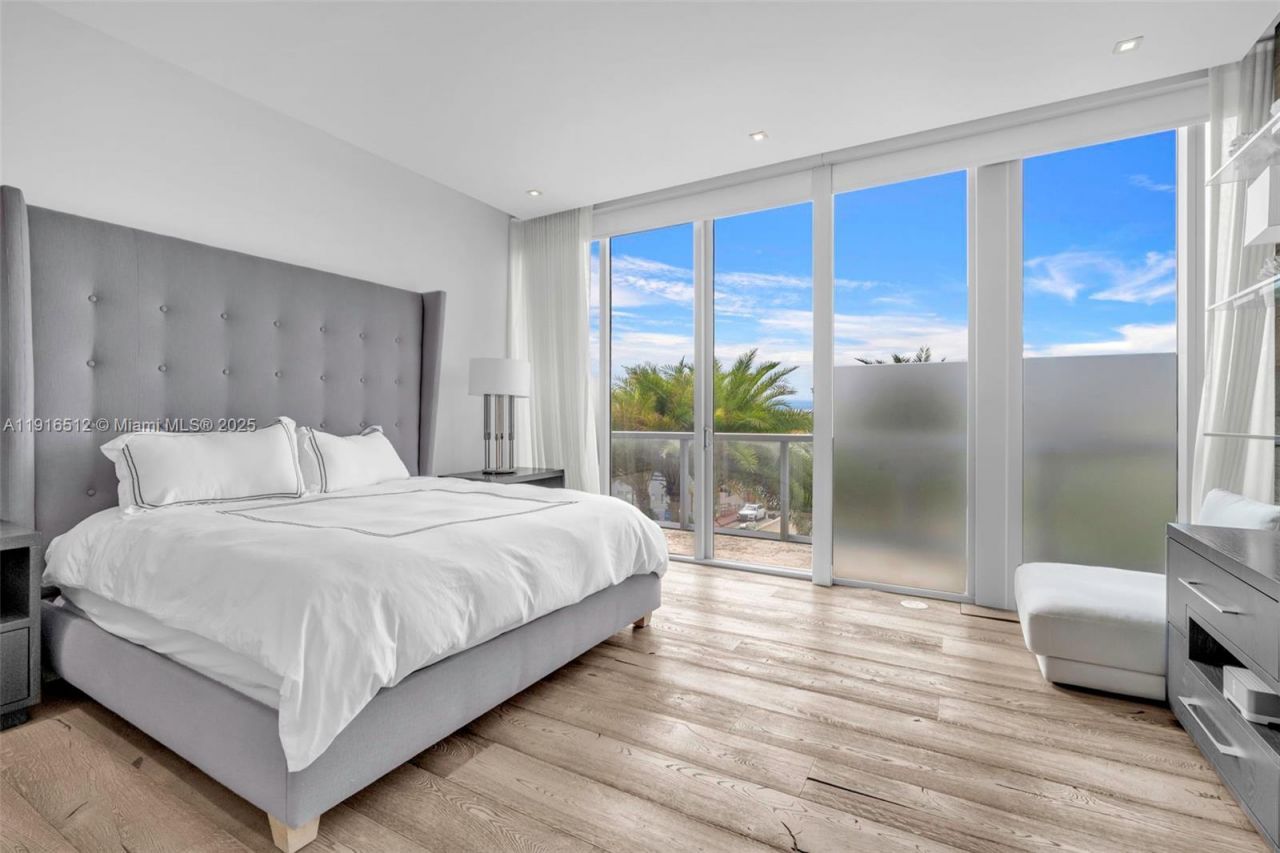 9501 Collins Ave, Unit 1, Surfside, FL 33154 Photo