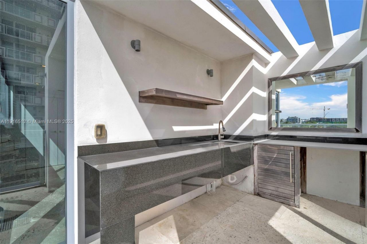 9501 Collins Ave, Unit 1, Surfside, FL 33154 Photo