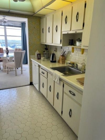 301 174th St, Unit 1605, Sunny Isles Beach, FL 33160 Photo