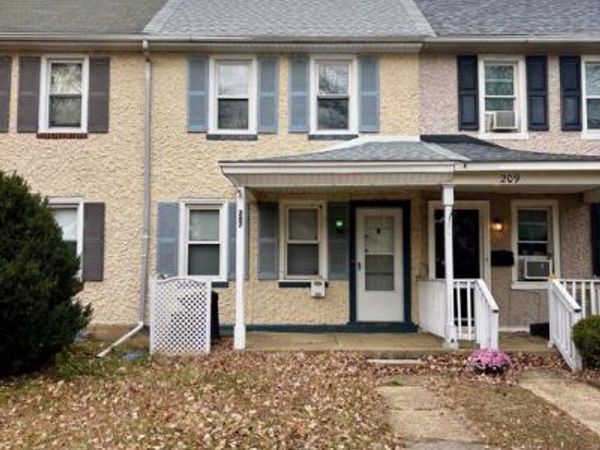 207 NEW JERSEY ROAD, BROOKLAWN, NJ 08030