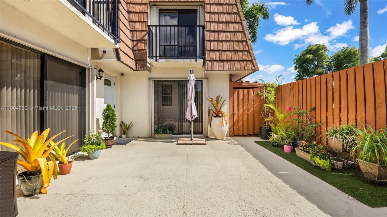 9109 C SW 20th St, Davie, FL 33324 Photo