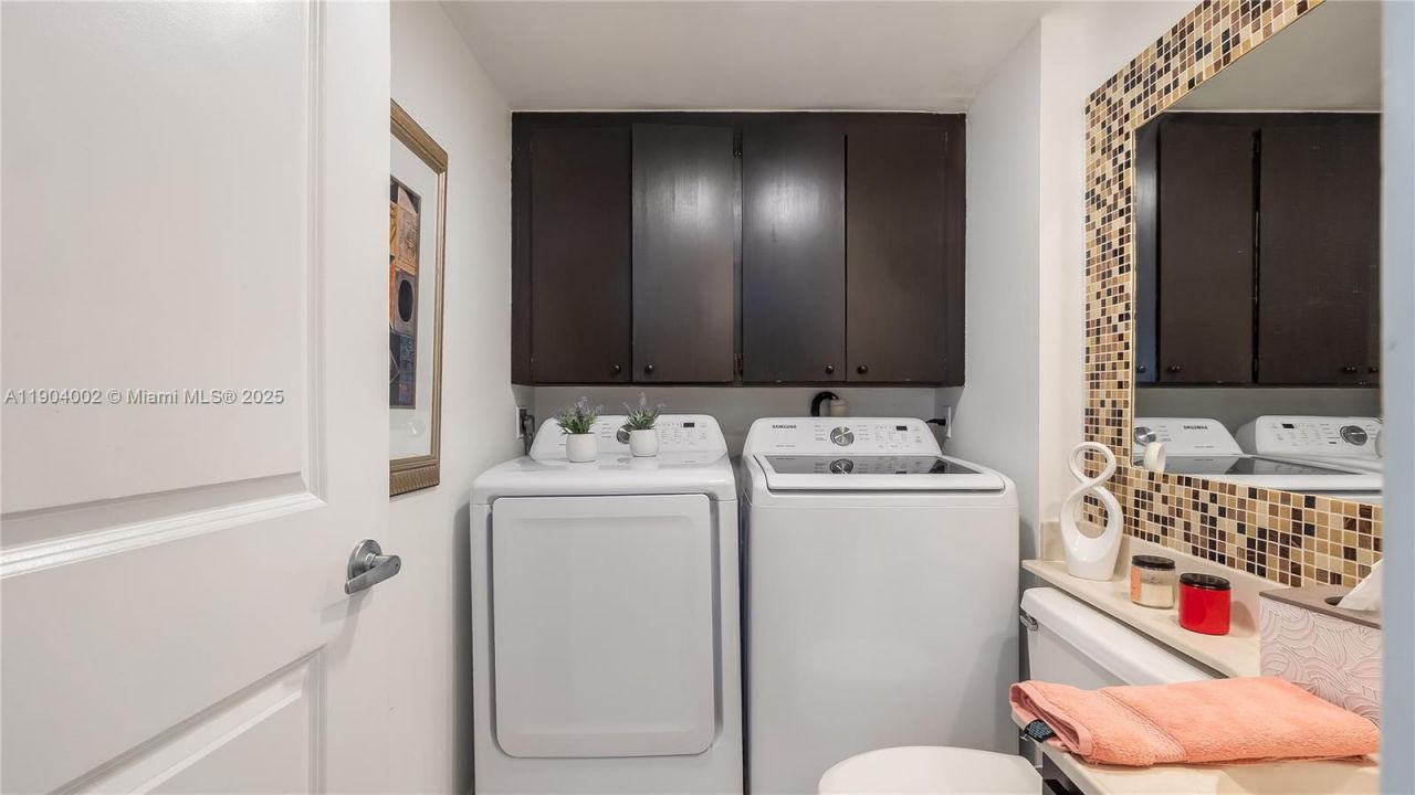 9109 C SW 20th St, Davie, FL 33324 Photo