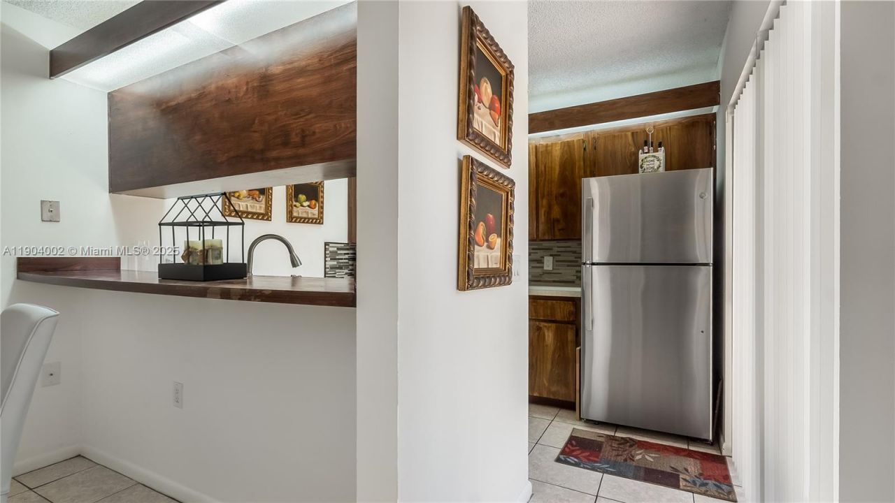 9109 C SW 20th St, Davie, FL 33324 Photo