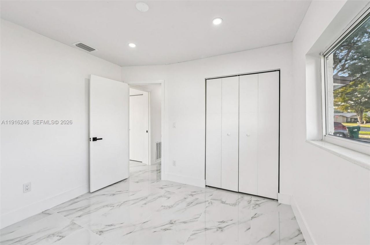 18950 SW 310th St, Homestead, FL 33030 Photo