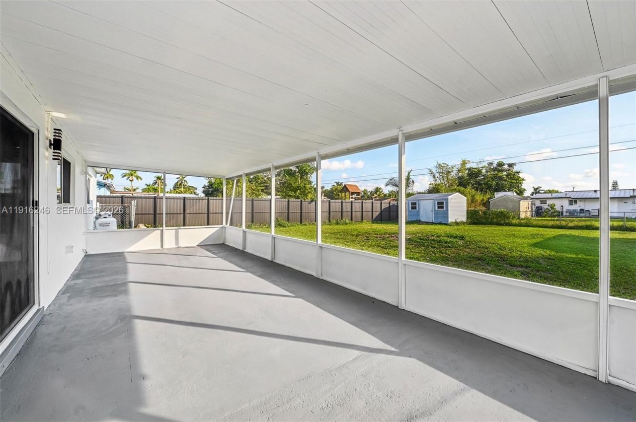 18950 SW 310th St, Homestead, FL 33030 Photo