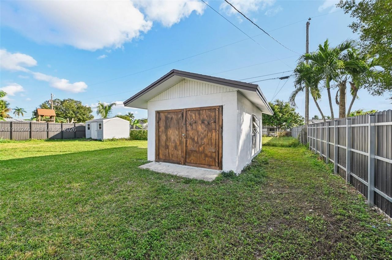 18950 SW 310th St, Homestead, FL 33030 Photo