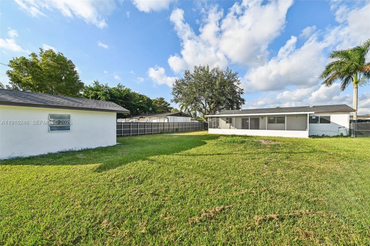 18950 SW 310th St, Homestead, FL 33030 Photo