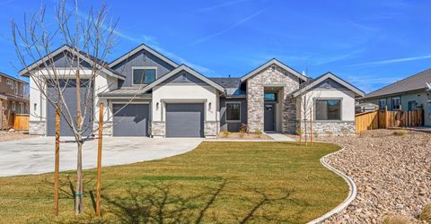 7240 Silver King Drive, Sparks, NV 89436 Photo