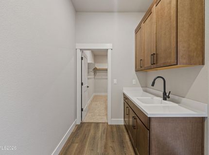 7240 Silver King Drive, Sparks, NV 89436 Photo