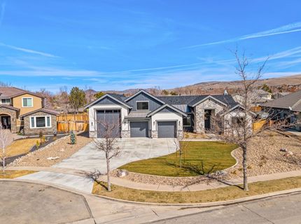 7240 Silver King Drive, Sparks, NV 89436 Photo