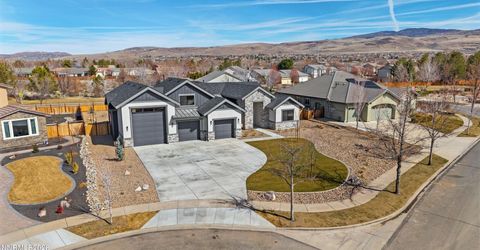 7240 Silver King Drive, Sparks, NV 89436 Photo