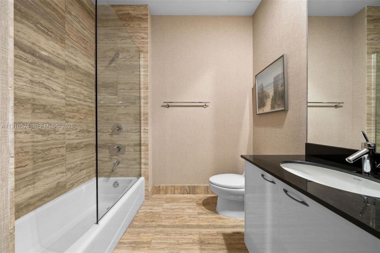 16001 Collins Ave, Unit 4001, Sunny Isles Beach, FL 33160 Photo