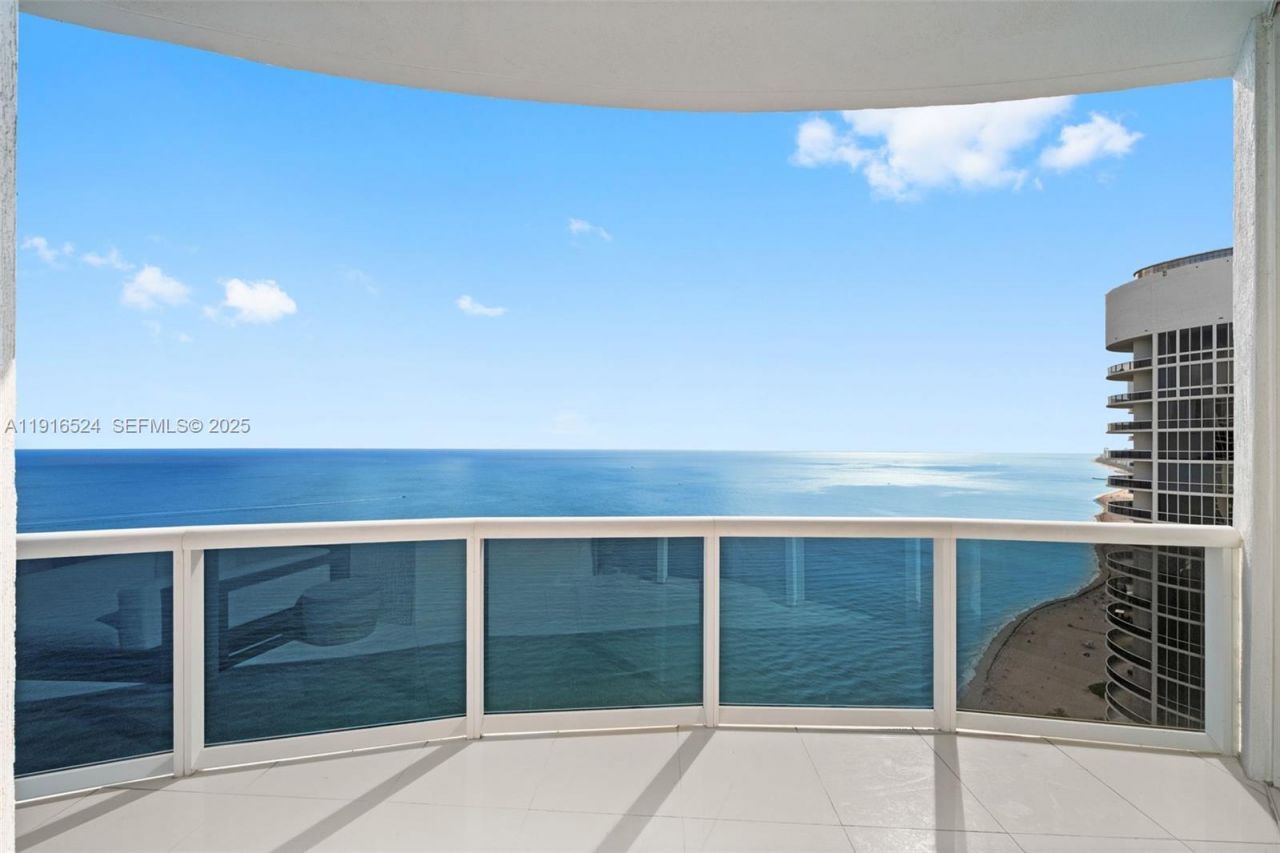 16001 Collins Ave, Unit 4001, Sunny Isles Beach, FL 33160 Photo