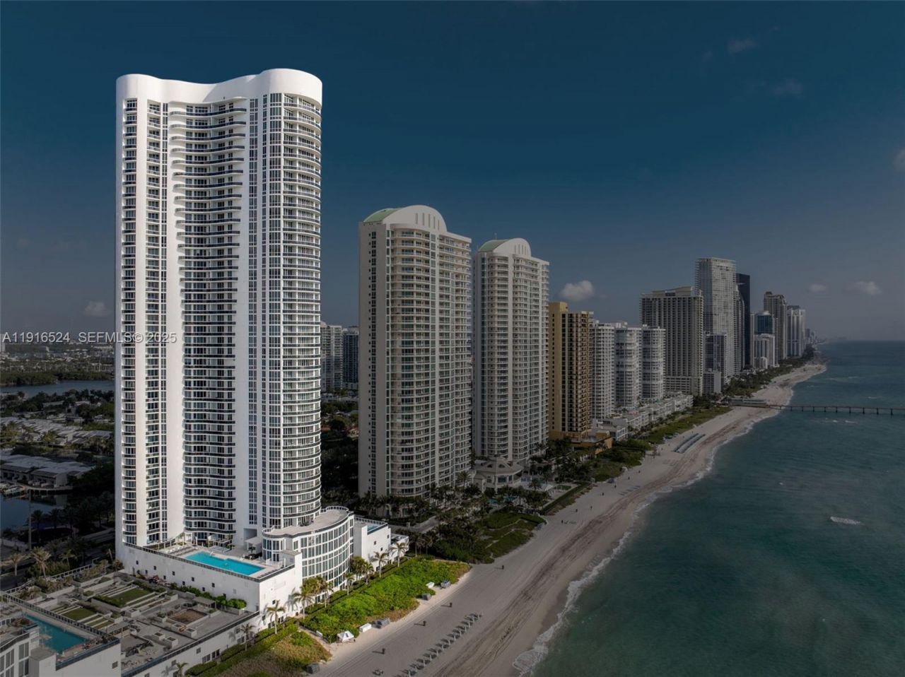16001 Collins Ave, Unit 4001, Sunny Isles Beach, FL 33160 Photo