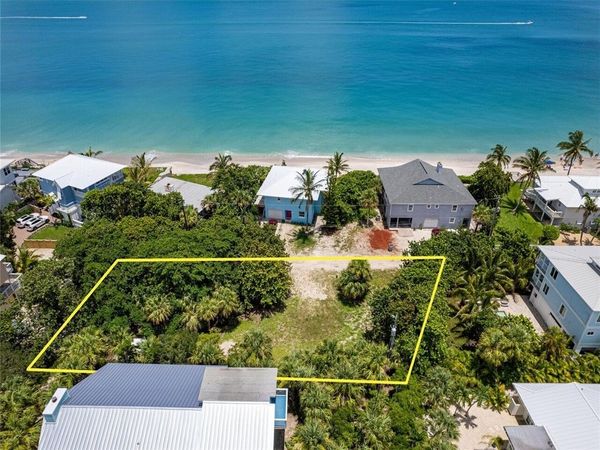 9515 Doubloon Drive, Vero Beach, FL 32963