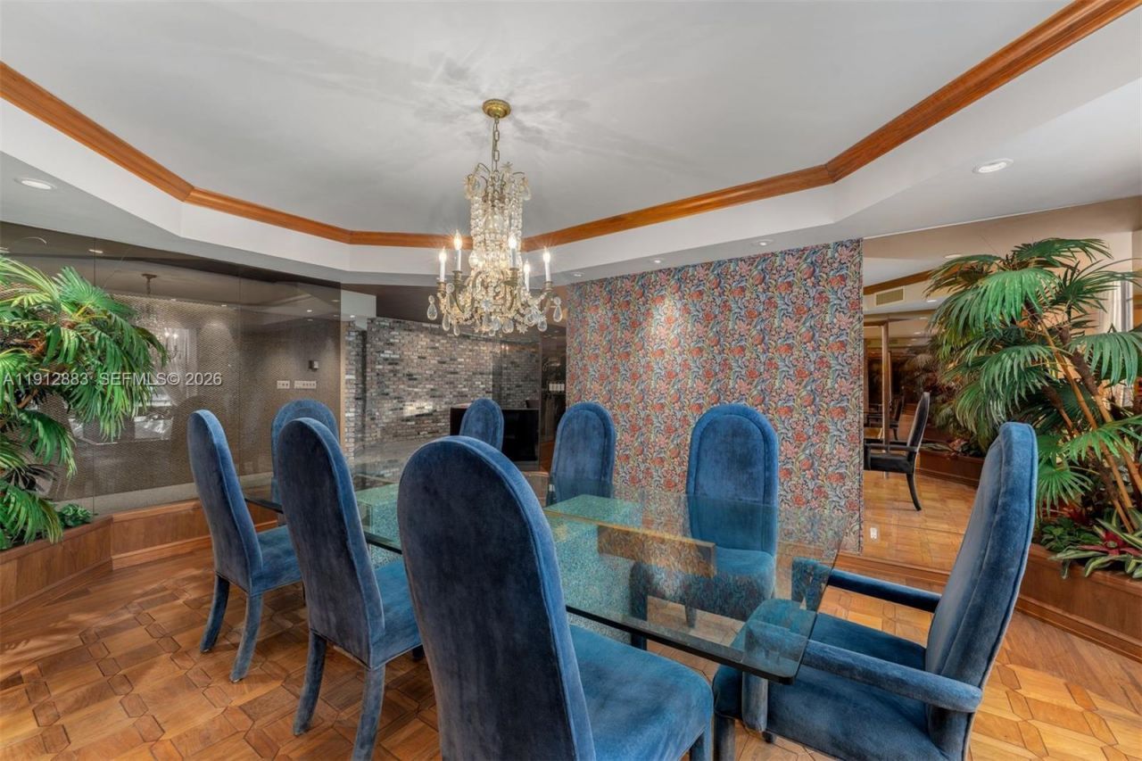 5500 Collins Ave, Unit 304, Miami Beach, FL 33140 Photo