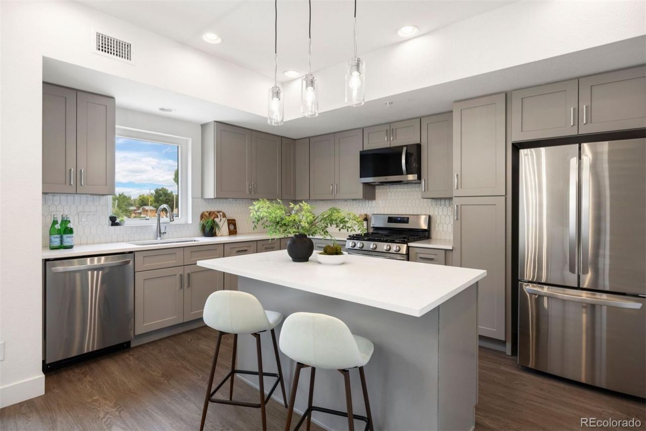 8412 W 52nd Avenue, Arvada, CO 80002 Main Photo