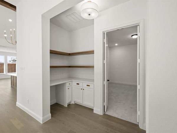 4728 Hawthorn Hills Lane, Arlington, TX 76005