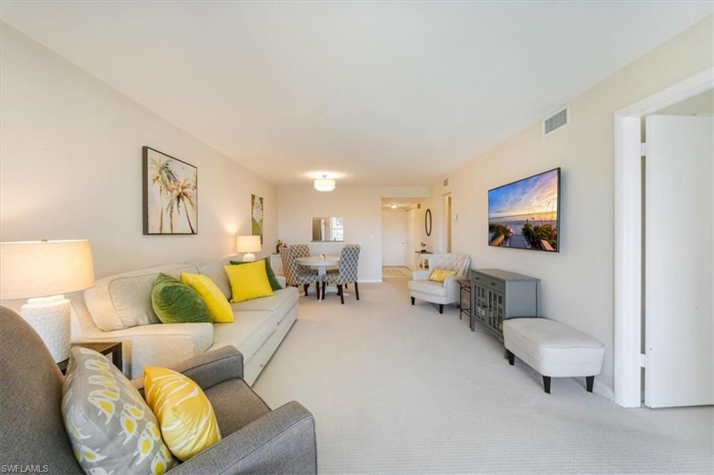 3030 Binnacle Dr, Unit 307, Naples, FL 34103 Photo