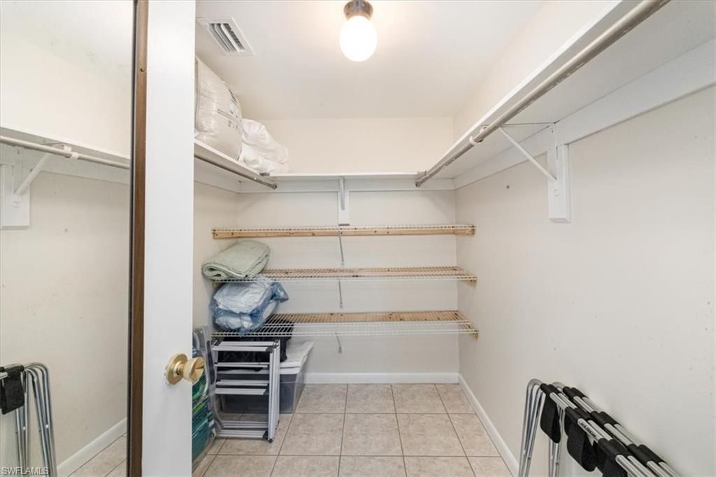 3030 Binnacle Dr, Unit 307, Naples, FL 34103 Photo