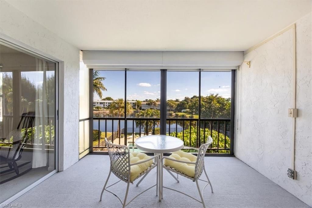 3030 Binnacle Dr, Unit 307, Naples, FL 34103 Photo